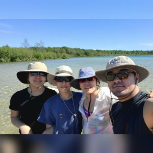 Family of Joanne Yihan, DDS MS | Periodontist at Rochester Periodontics & Dental Implants